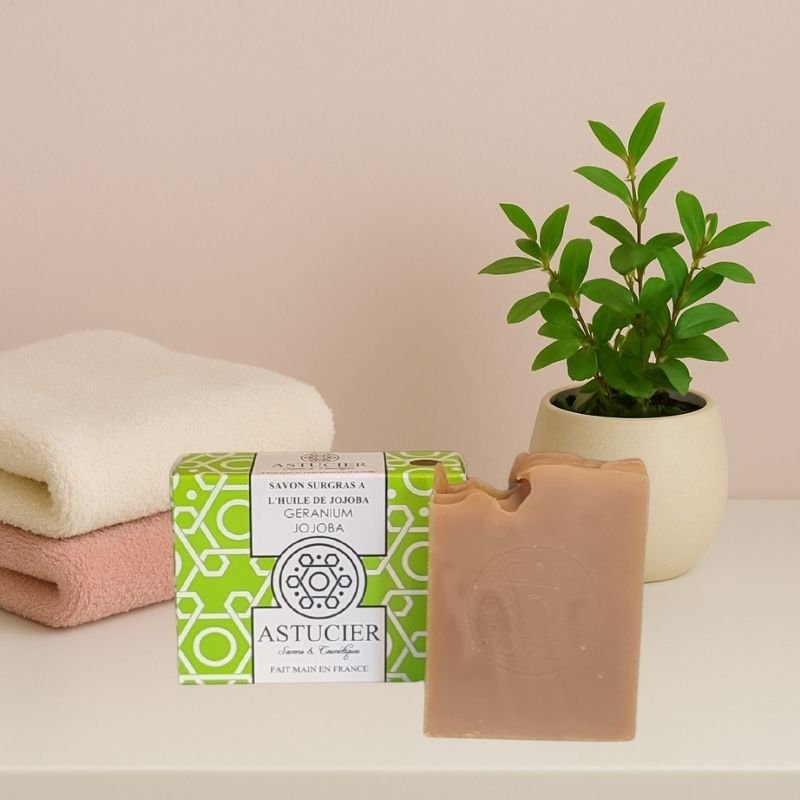 Savon naturel pour peau à imperfections – Géranium & Jojoba