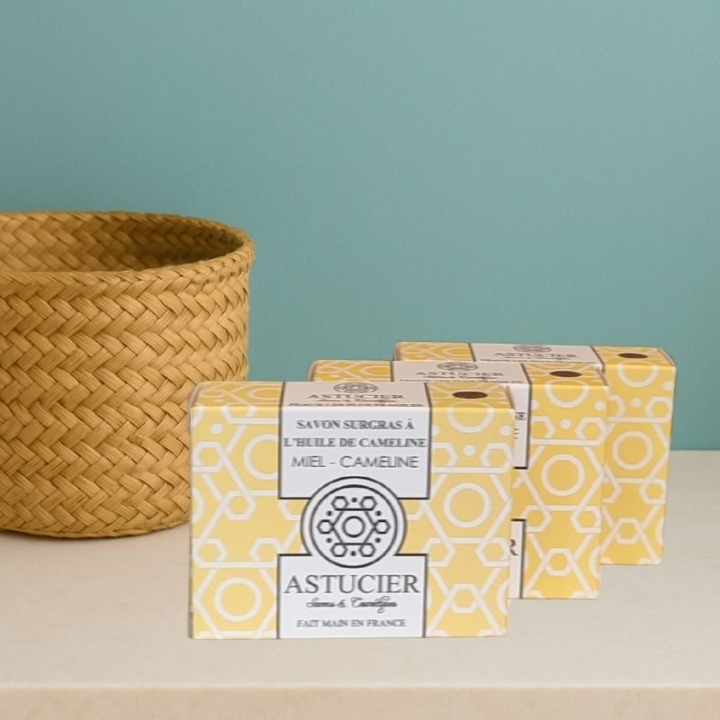 Savon sans huile essentielle pour peau atopique – Miel & Cameline