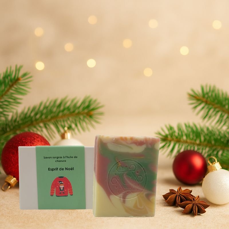Savon Esprit de Noël – savon artisanal parfum frais et épicé en édition limitée