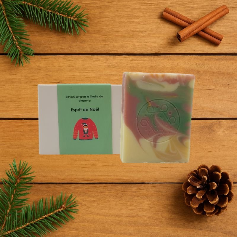 Savon Esprit de Noël – savon artisanal parfum frais et épicé en édition limitée
