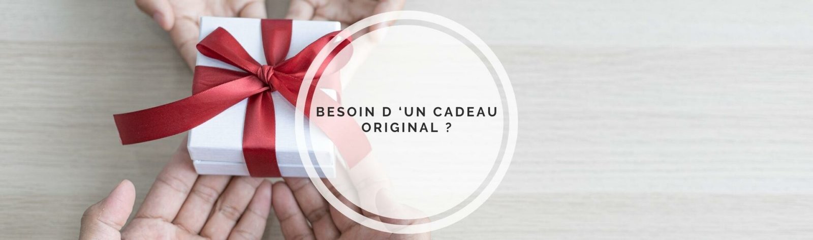 À la recherche d’une trousse, d’un cadeau femme originale ?