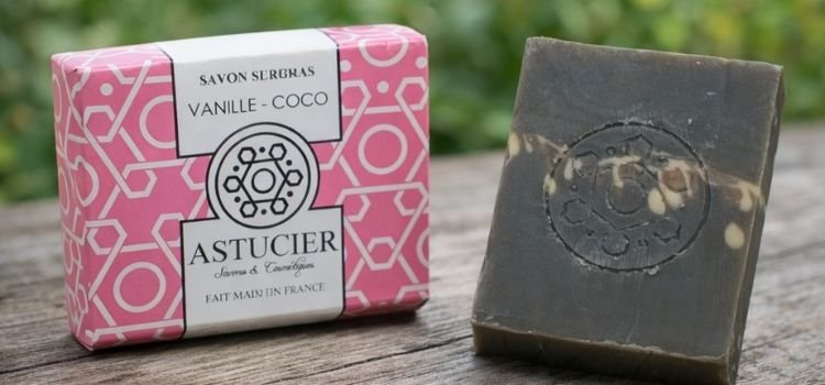 savon-surgras-france-texture-mousse.